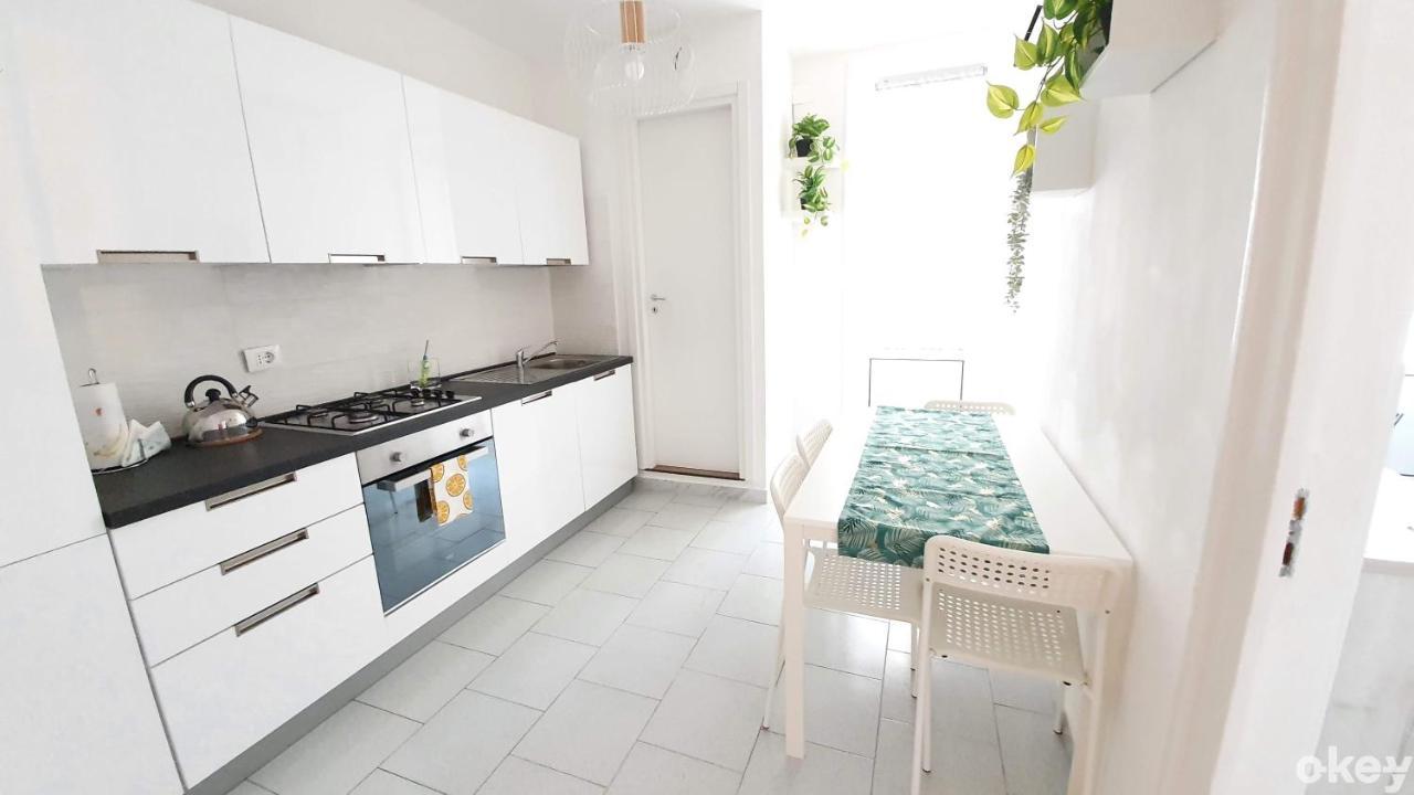 Twin Room Apulia Apartment - Bari Centro Esterno foto